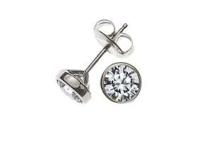 Clous d´oreilles solitaires sertis clos or gris 750 0.75ct. avec
